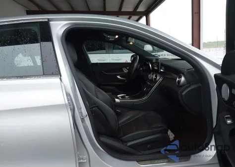 2016 Mercedes-Benz C 300 4Matic/Luxury 4Matic/Sport 4Matic из США, поврежденный, VIN 55SWF4KB1GU177049